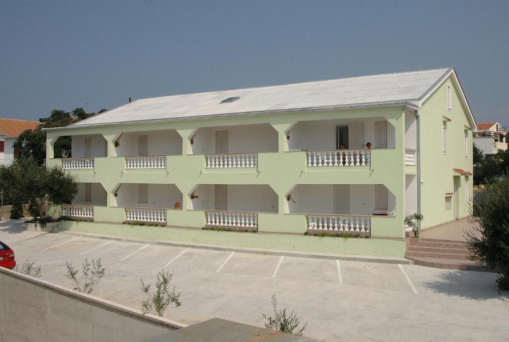 Apartments Svekric Novalja Bilik gambar